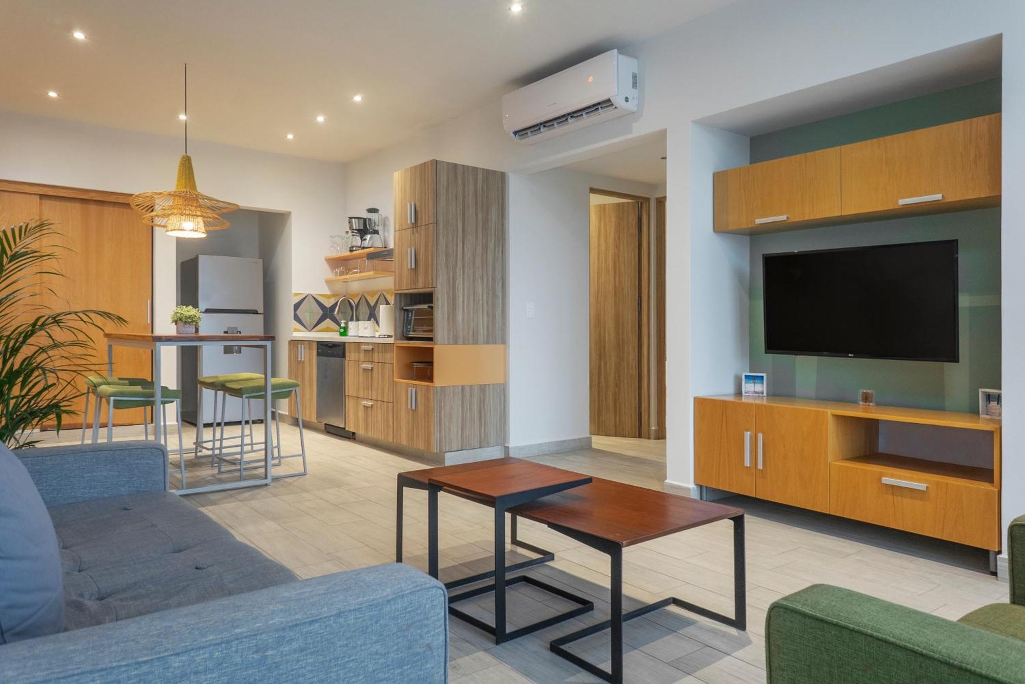 Opal Suites Apartments Плая-дель-Кармен Экстерьер фото