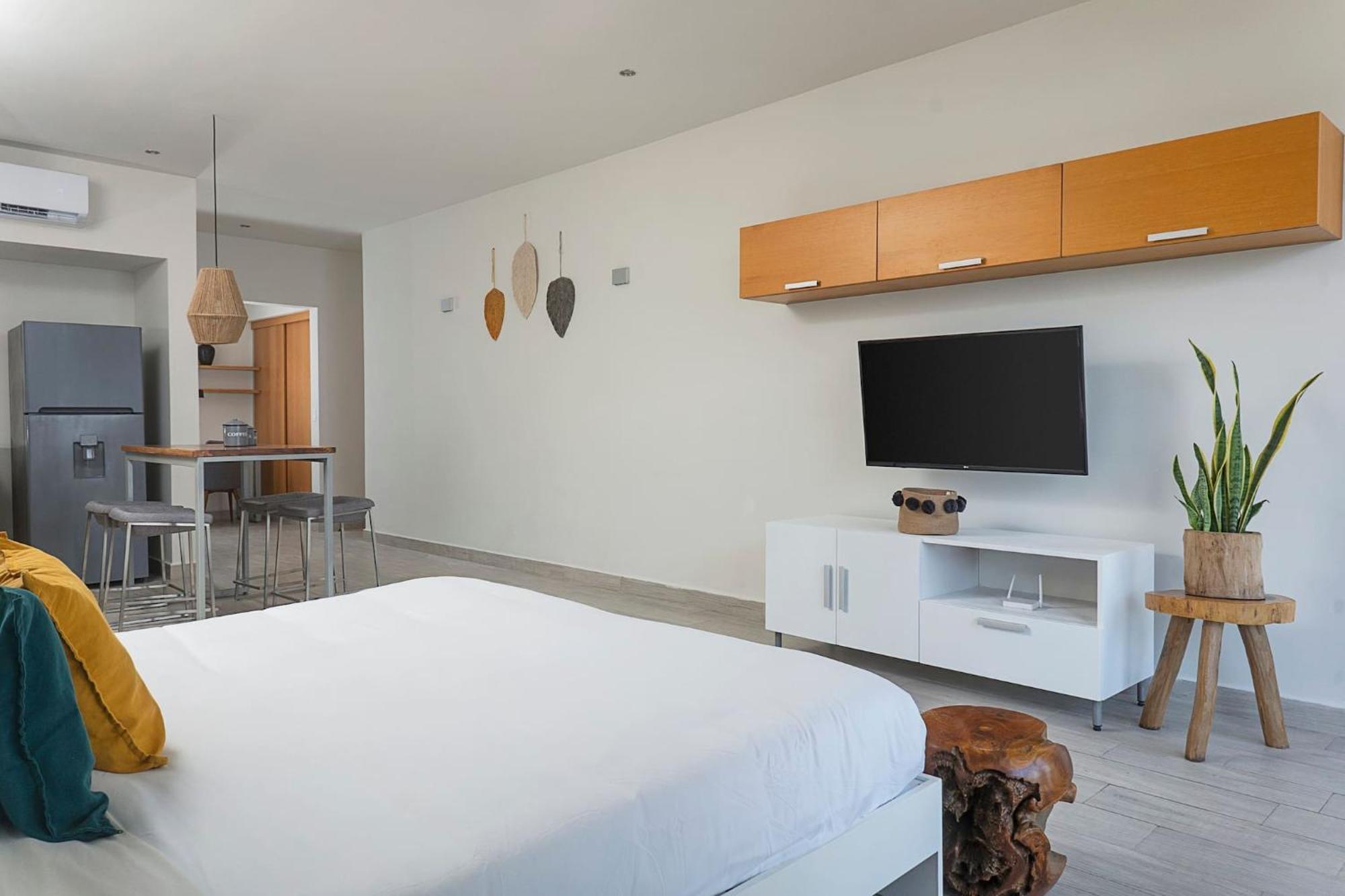 Opal Suites Apartments Плая-дель-Кармен Экстерьер фото
